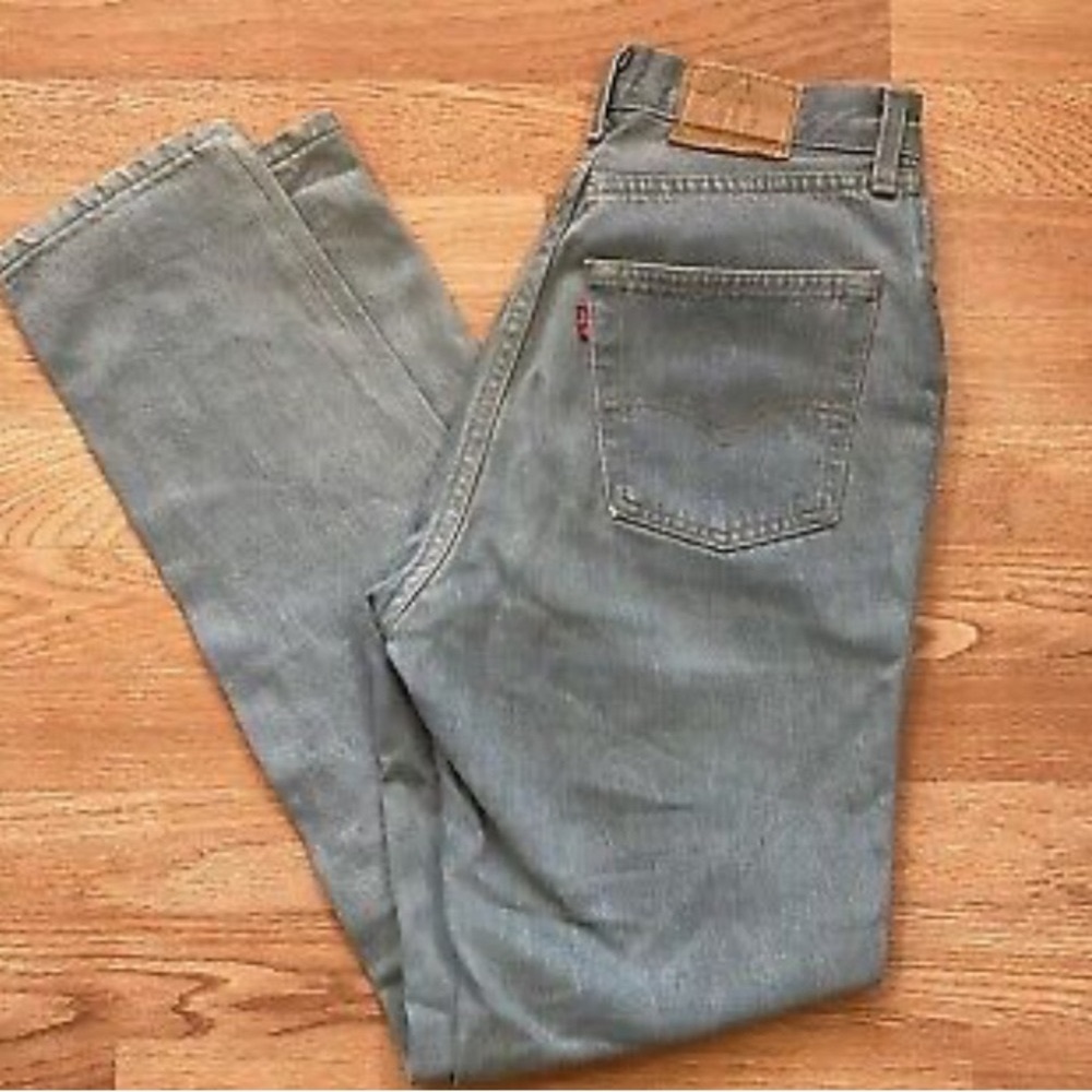 Levi’s 80s Vintage Women’s 501 XX Button Fly Jeans Women’s Blue USA Made 28x30
